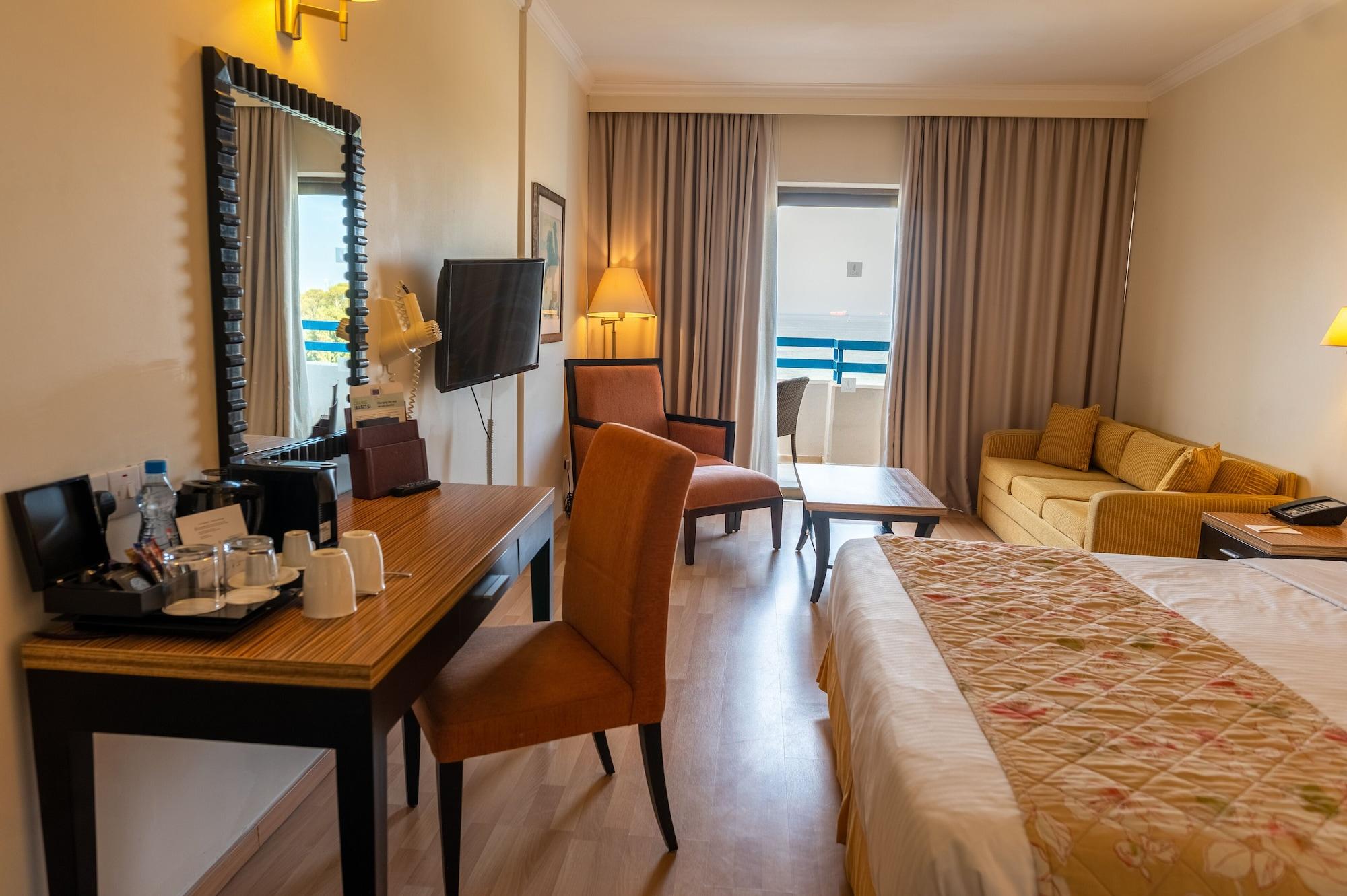 Elias Beach Hotel Limassol Ngoại thất bức ảnh