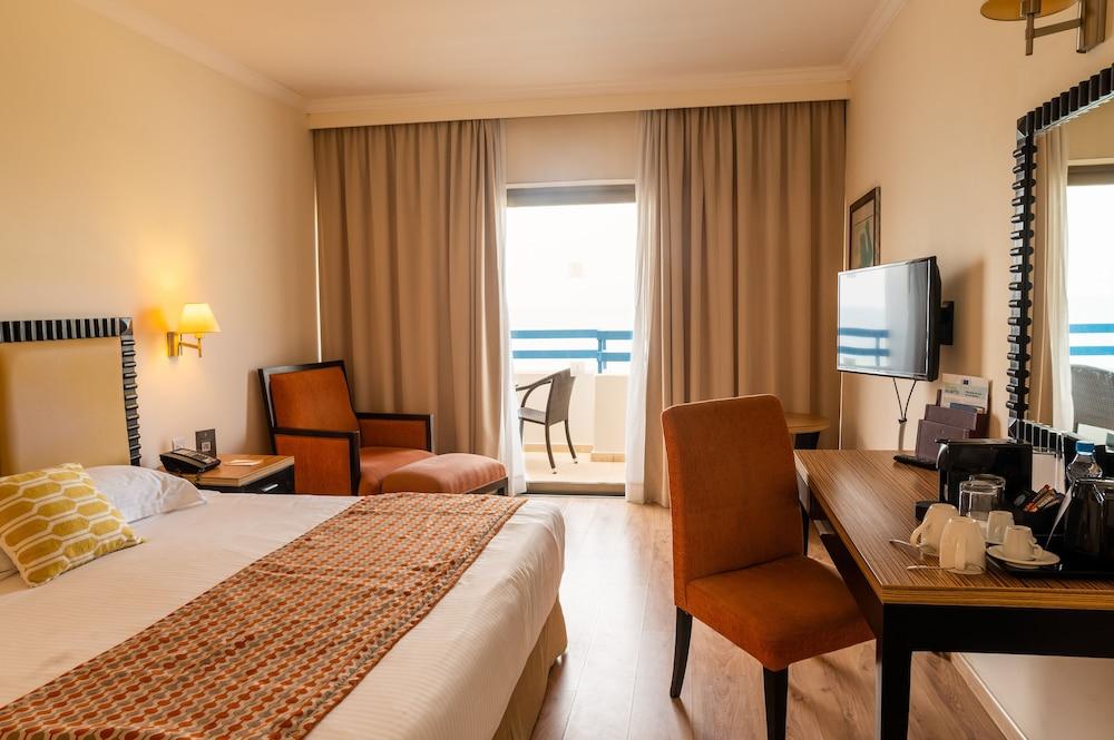 Elias Beach Hotel Limassol Ngoại thất bức ảnh